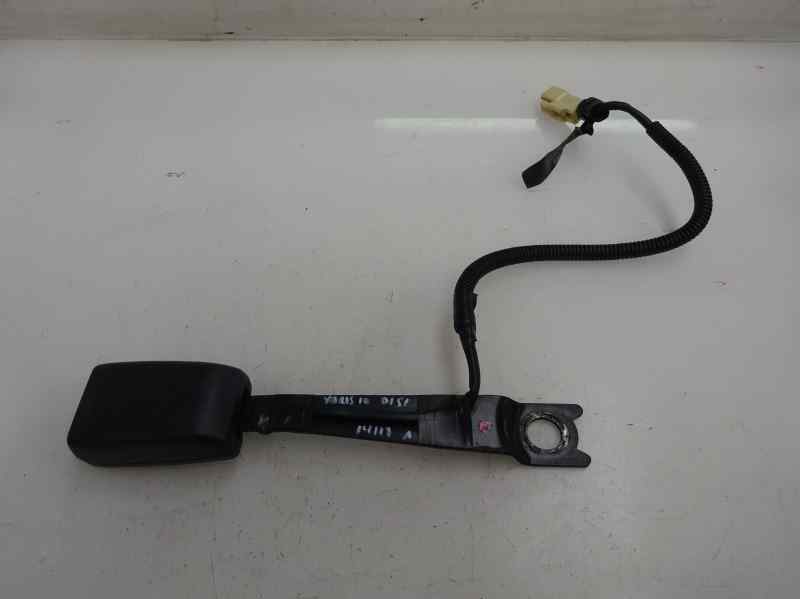 ANCLAJE CINTURON DELANTERO IZQUIERDO TOYOTA YARIS 2010 1.0 MT 69CV