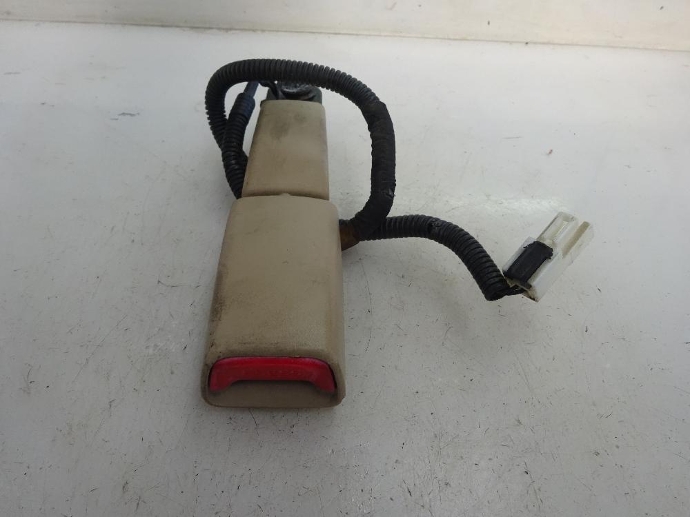 ANCLAJE CINTURON DELANTERO IZQUIERDO KIA CARENS 2.0 CRDI MT 140CV