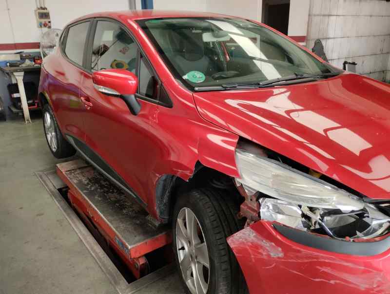 ANCLAJE CINTURON DELANTERO DERECHO RENAULT CLIO 2015 0.9 TSE MT 90CV