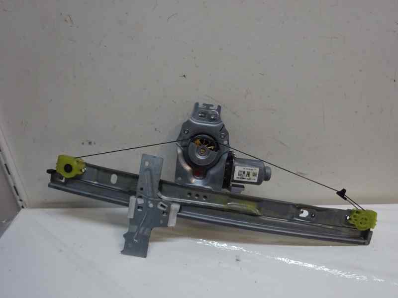 ELEVALUNAS DELANTERO DERECHO PEUGEOT 207 1.4 VTI MT 95CV