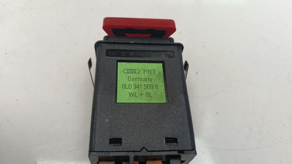 WARNING AUDI A3 1.6 MT 101CV | 75KW