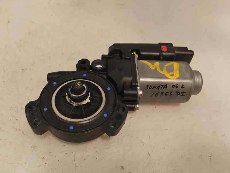 MOTOR ELEVALUNAS DELANTERO IZQUIERDO HYUNDAI SONATA 2.0 CRDI MT 140CV | 103KW