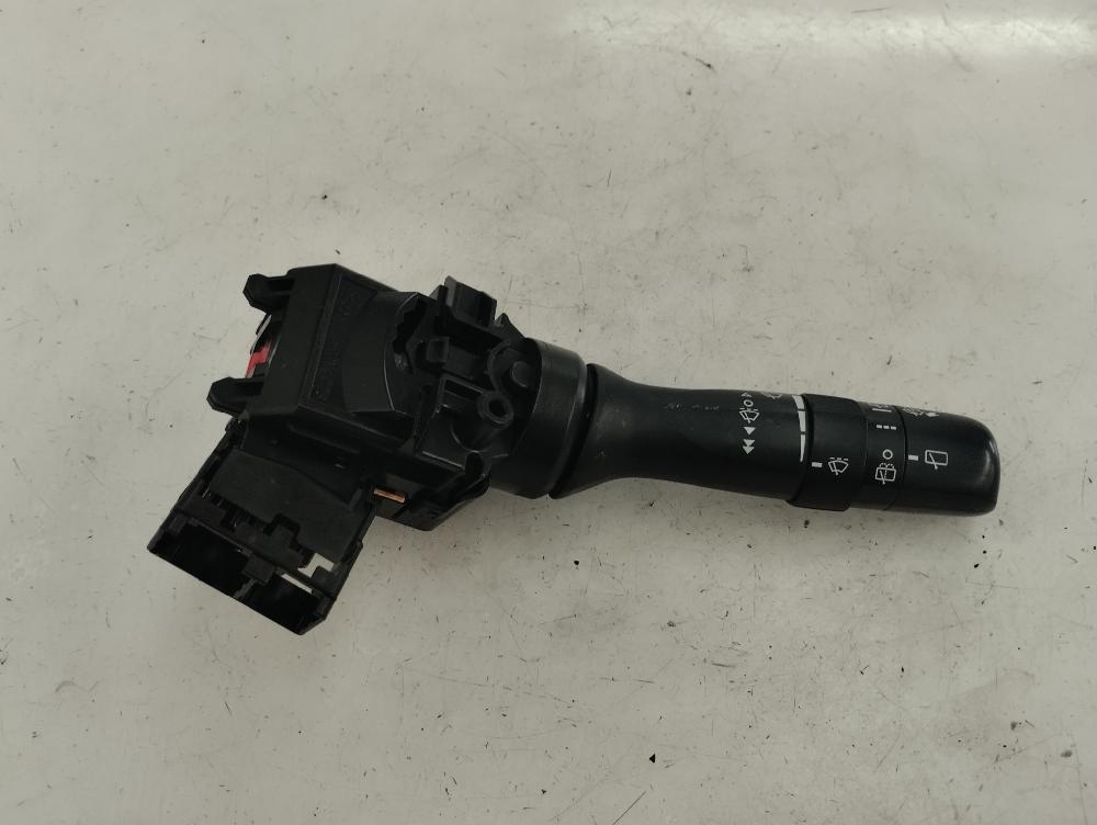 MANDO LIMPIA TOYOTA VERSO 2.0 D-4D MT 128CV