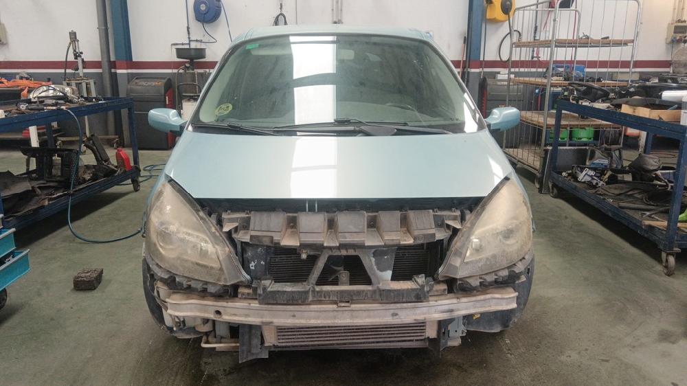 PUERTA DELANTERA DERECHA RENAULT SCENIC 2008 1.5 MT 86CV | 63KW