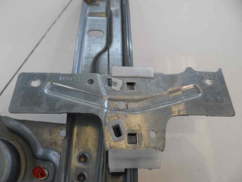 ELEVALUNAS DELANTERO IZQUIERDO PEUGEOT 207 1.6 HDI MT 109CV