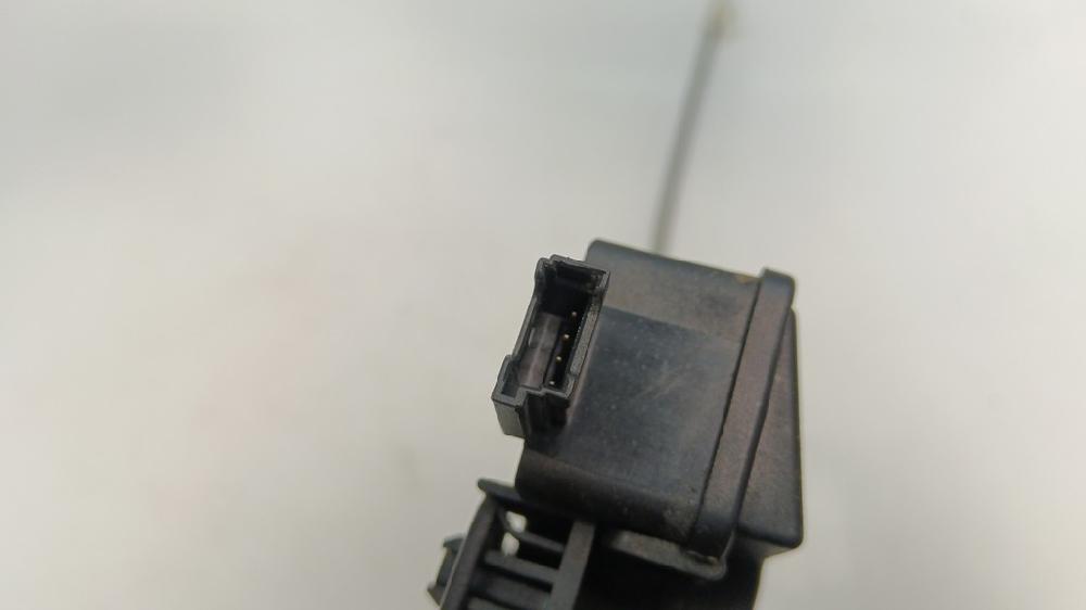 CERRADURA MALETERO PORTON BMW SERIE 3 2.0 320I MT 170CV