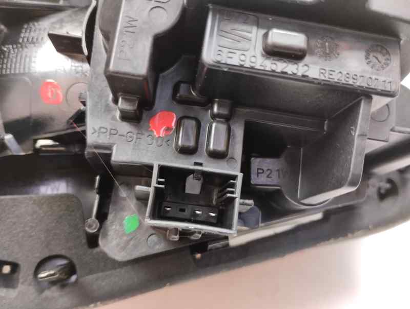 PILOTO TRASERO DERECHO INTERIOR SEAT ARONA 1.0 AMT 110CV | 81KW