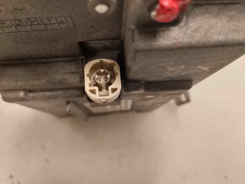 PANTALLA MULTIFUNCION PEUGEOT 208 1.2 MT 110CV | 81KW