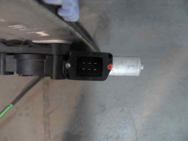 MOTOR ELEVALUNAS DELANTERO DERECHO OPEL CORSA 1.3 CDTI ECOFLEX MT 75CV