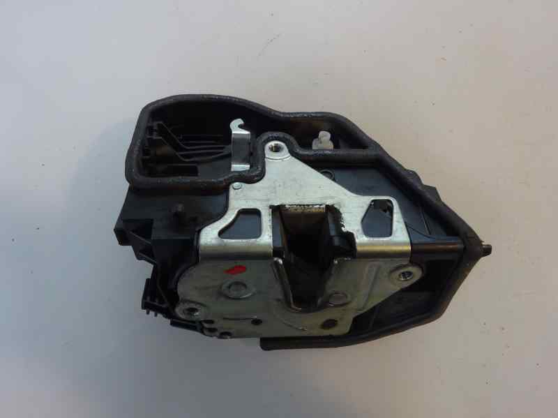 CERRADURA PUERTA TRASERA DERECHA BMW SERIE 1 2008 2.0 118D MT 143CV