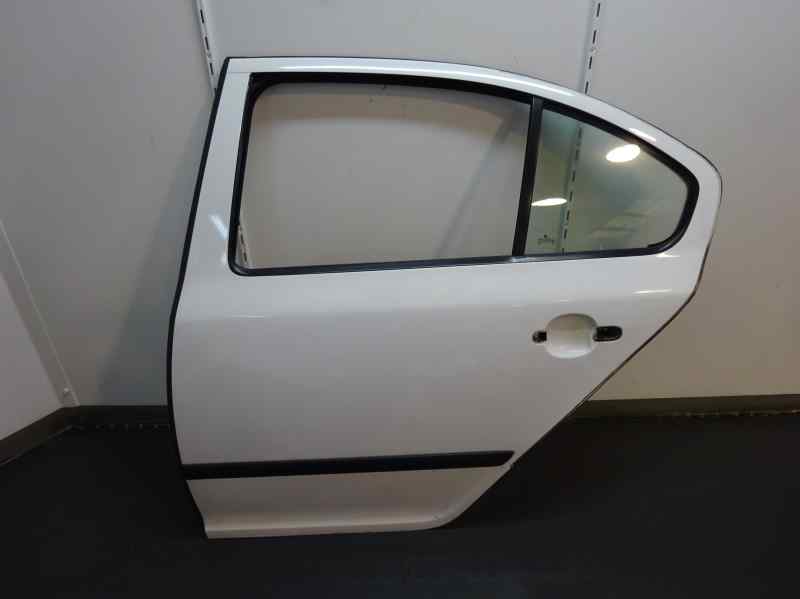 PUERTA TRASERA IZQUIERDA SKODA OCTAVIA 1.9 TDI MT 105CV