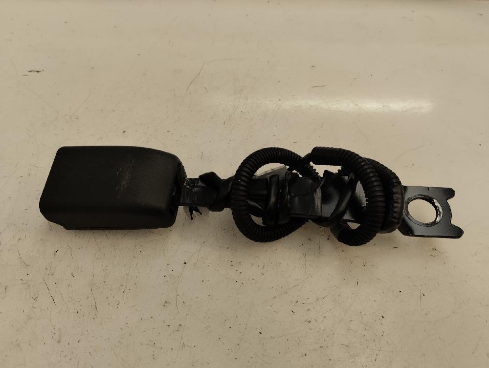 ANCLAJE CINTURON DELANTERO IZQUIERDO TOYOTA VERSO 2.0 D-4D MT 128CV