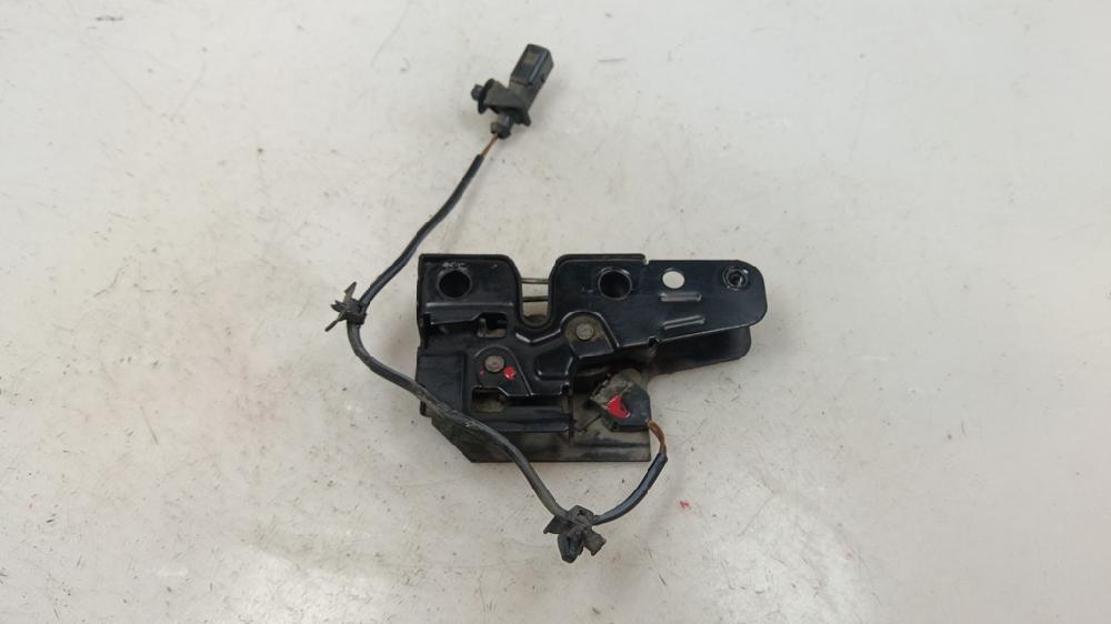CERRADURA CAPOT VOLKSWAGEN POLO 1.4 TD MT 70CV | 51KW