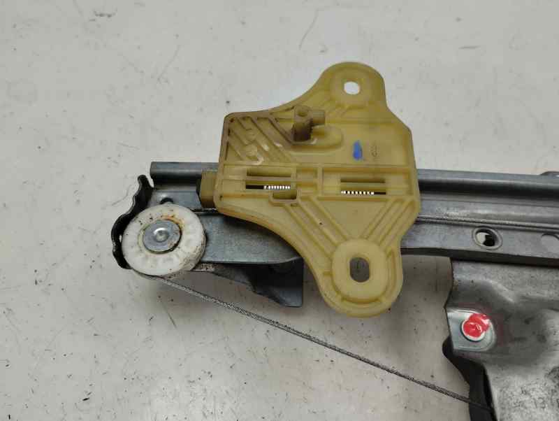 ELEVALUNAS TRASERO DERECHO RENAULT CLIO 0.9 TSE MT 90CV