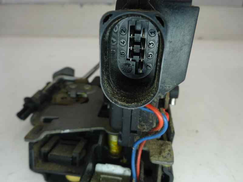 CERRADURA PUERTA TRASERA DERECHA AUDI A4 1.9 TDI 6MT 130CV