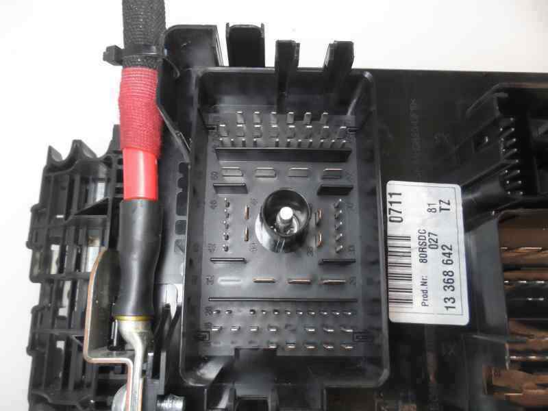 CAJA RELES FUSIBLES OPEL ASTRA 1.7 CDTI MT 110CV