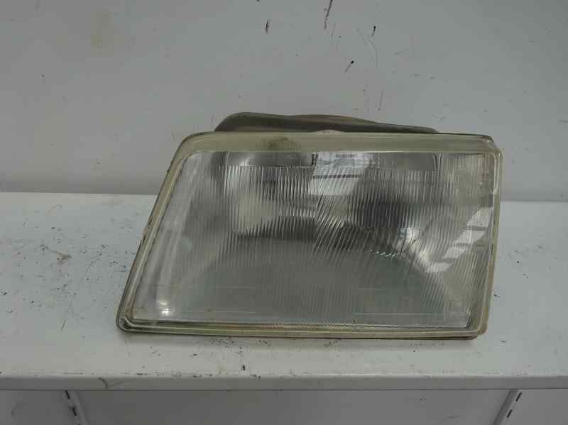 FARO IZQUIERDO PEUGEOT 205 1.9 MT D 64CV