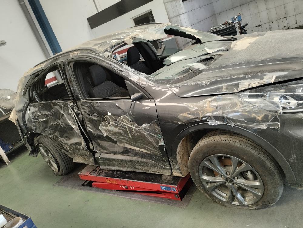 FORD KUGA 2019 1.5 150CV | 110KW , GASOLINA, MT, ACCIONAMIENTO DELANTERO