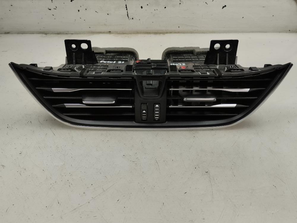 REJILLA AIREADORA FORD FOCUS 1.0 ECOBOOST MT 100CV | 74KW