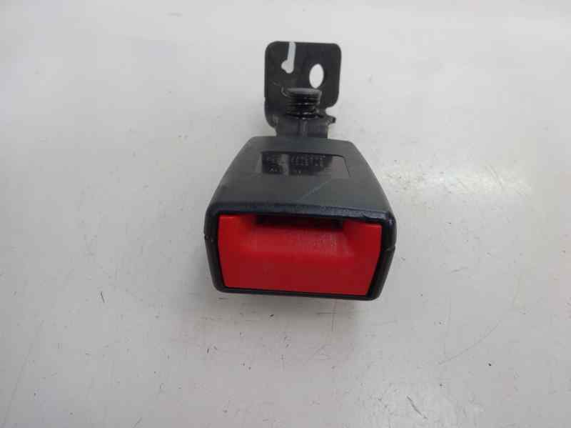ANCLAJE CINTURON TRASERO DERECHO CHEVROLET CRUZE 2.0 TD MT 163CV