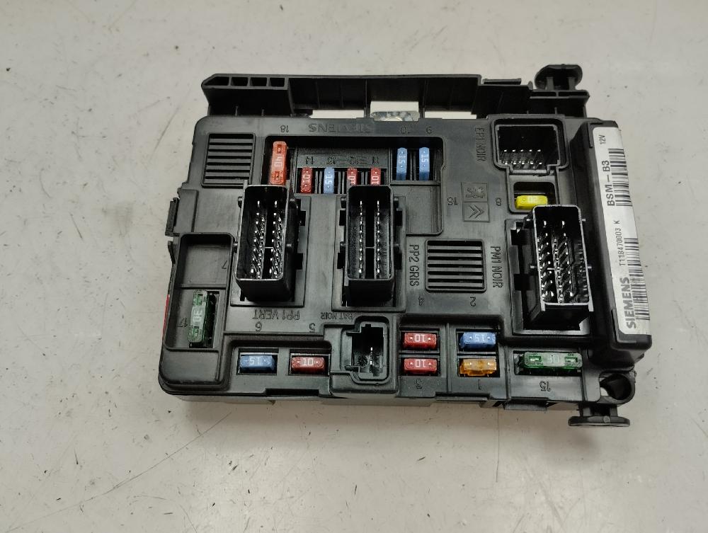 CAJA RELES FUSIBLES CITROEN XSARA PICASSO 1.6I MT 95CV