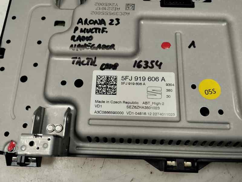 PANTALLA MULTIFUNCION SEAT ARONA 2023 1.0 AMT 110CV | 81KW