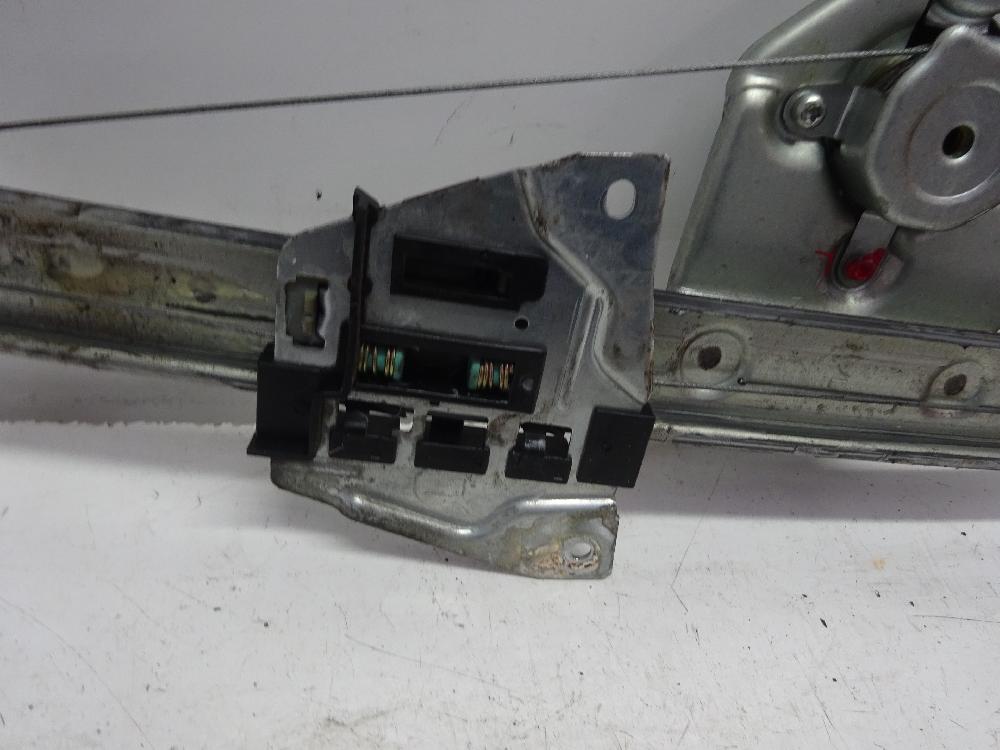 ELEVALUNAS TRASERO IZQUIERDO MITSUBISHI GRANDIS 2.0 DI-D MT 134CV