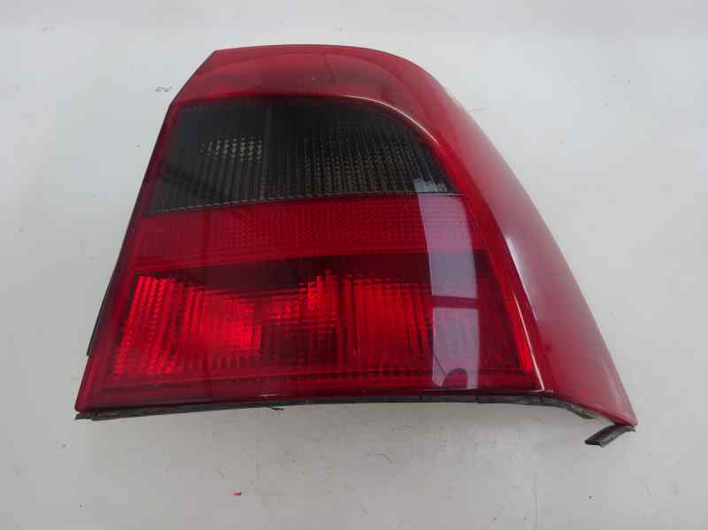 PILOTO TRASERO DERECHO OPEL VECTRA 1999 1.6 MT 101CV