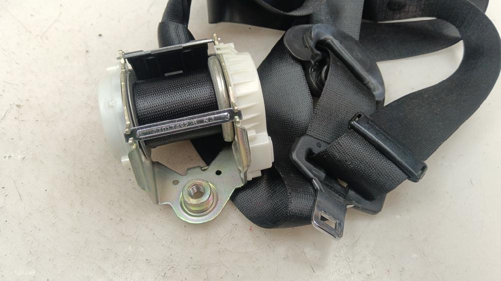 CINTURON SEGURIDAD DELANTERO DERECHO BMW SERIE 1 2006 2.0 MT 122CV | 90KW