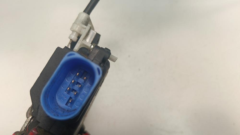 CERRADURA PUERTA TRASERA IZQUIERDA VOLKSWAGEN JETTA 1.6 TDI MT 105CV