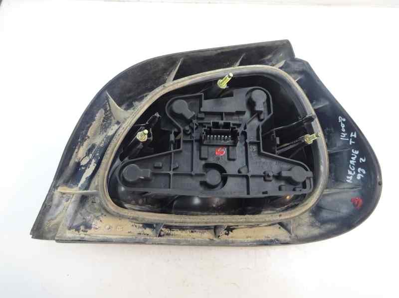 PILOTO TRASERO IZQUIERDO RENAULT MEGANE 1998 1.9 MT 64CV | 47KW