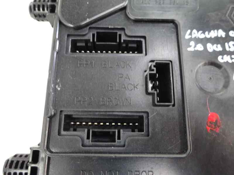 CAJA RELES FUSIBLES RENAULT LAGUNA 2.0 DCI FAP MT 150CV