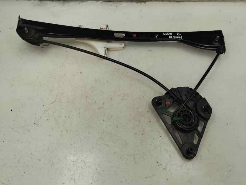 ELEVALUNAS TRASERO IZQUIERDO SKODA FABIA 1.0 MT 75CV