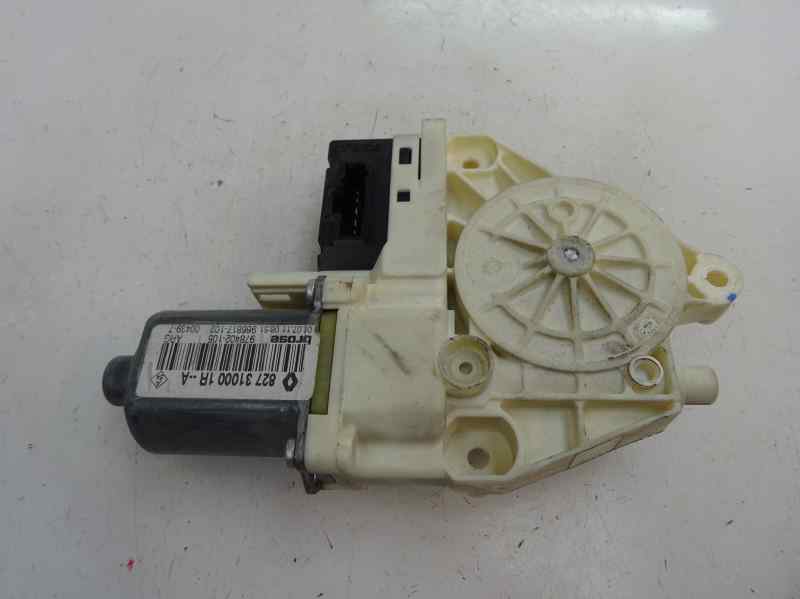 MOTOR ELEVALUNAS TRASERO IZQUIERDO RENAULT LAGUNA 2.0 DCI MT 131CV