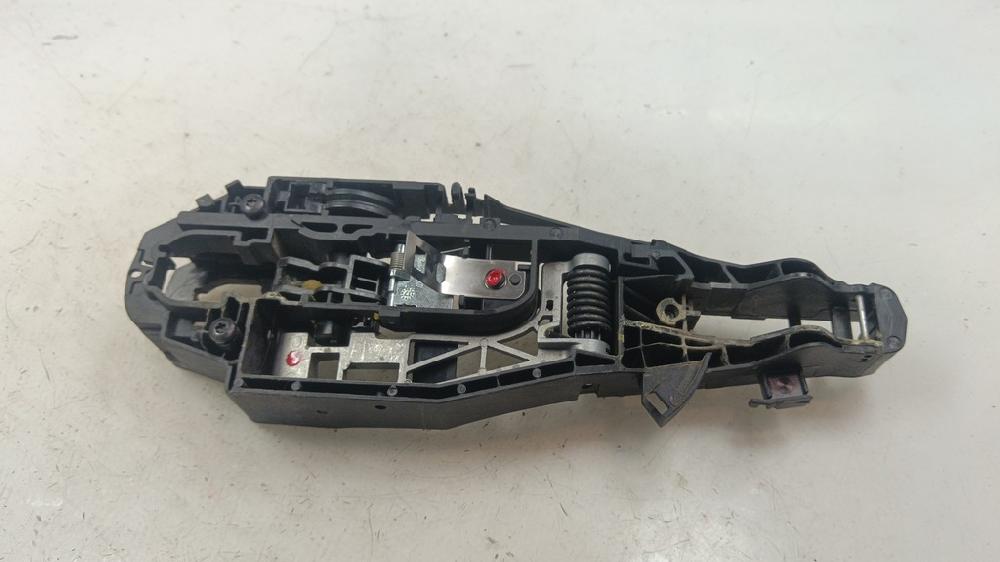 SOPORTE MANETA EXTERIOR PUERTA TRASERA IZQUIERDA TOYOTA PROACE 1.6 MT 115CV | 85KW