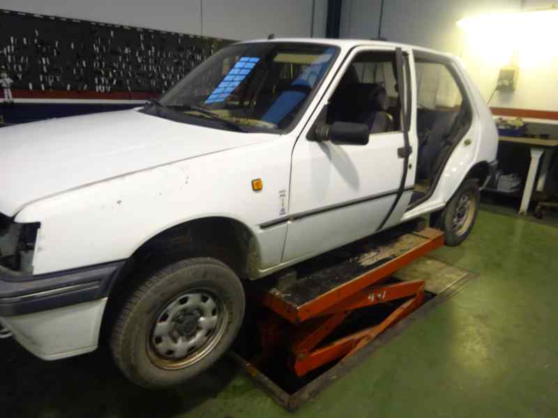 RETROVISOR DERECHO PEUGEOT 205 1.8 MT D 59CV