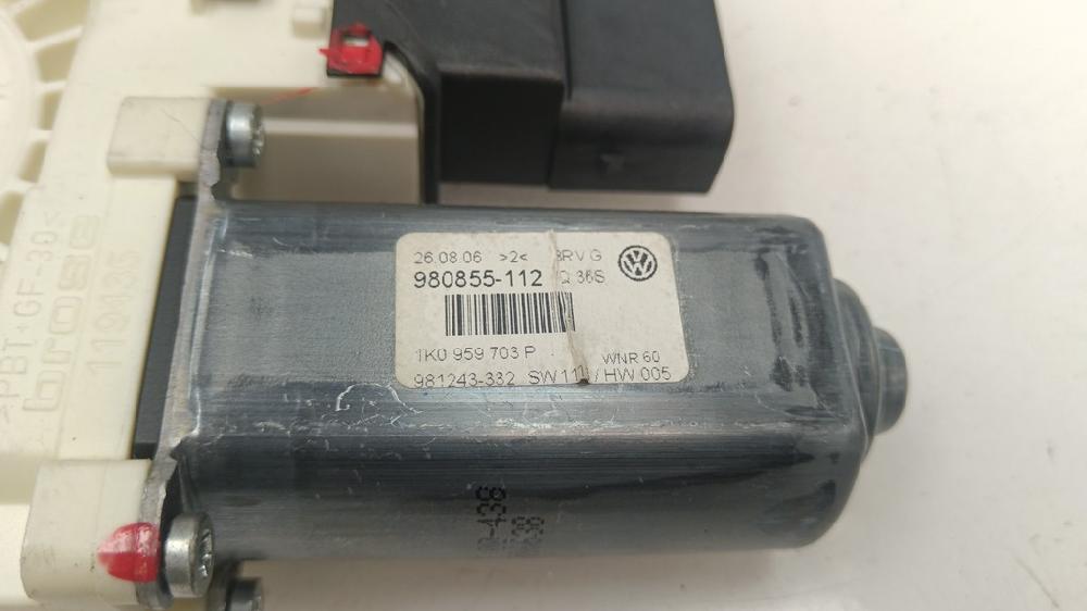 MOTOR ELEVALUNAS TRASERO IZQUIERDO VOLKSWAGEN PASSAT 2.0 TDI DSG 140CV | 103KW