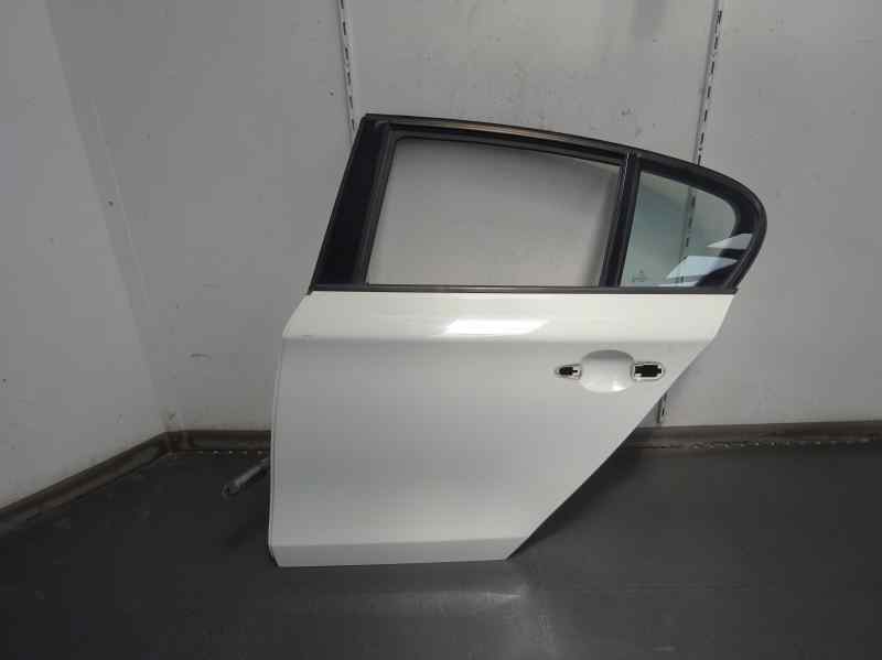 PUERTA TRASERA IZQUIERDA BMW SERIE 1 2.0 MT 150CV | 110KW