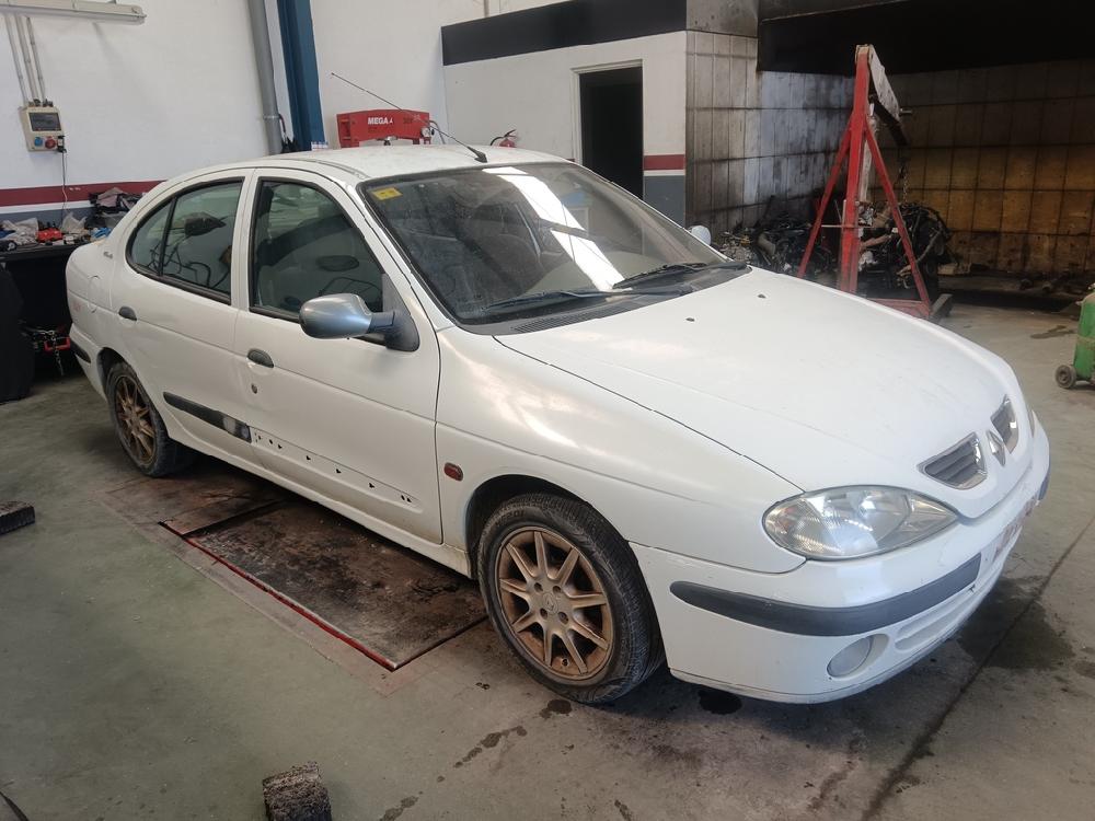 RENAULT MEGANE 1999 1.4 MT 95CV | 70KW