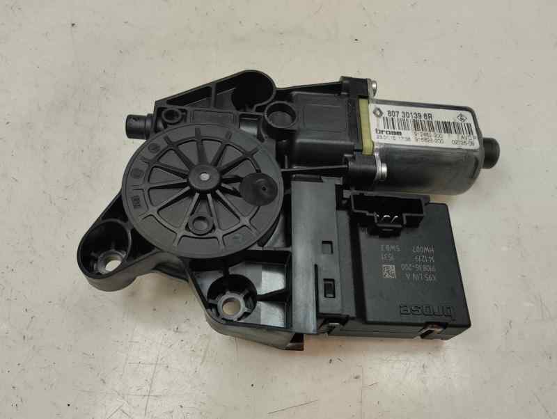 MOTOR ELEVALUNAS DELANTERO DERECHO RENAULT MEGANE 1.2 TCE MT 115CV