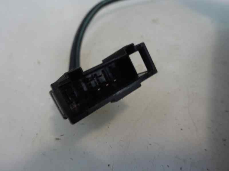 RETROVISOR IZQUIERDO VOLKSWAGEN BORA 1.6 16V MT 105CV | 77KW