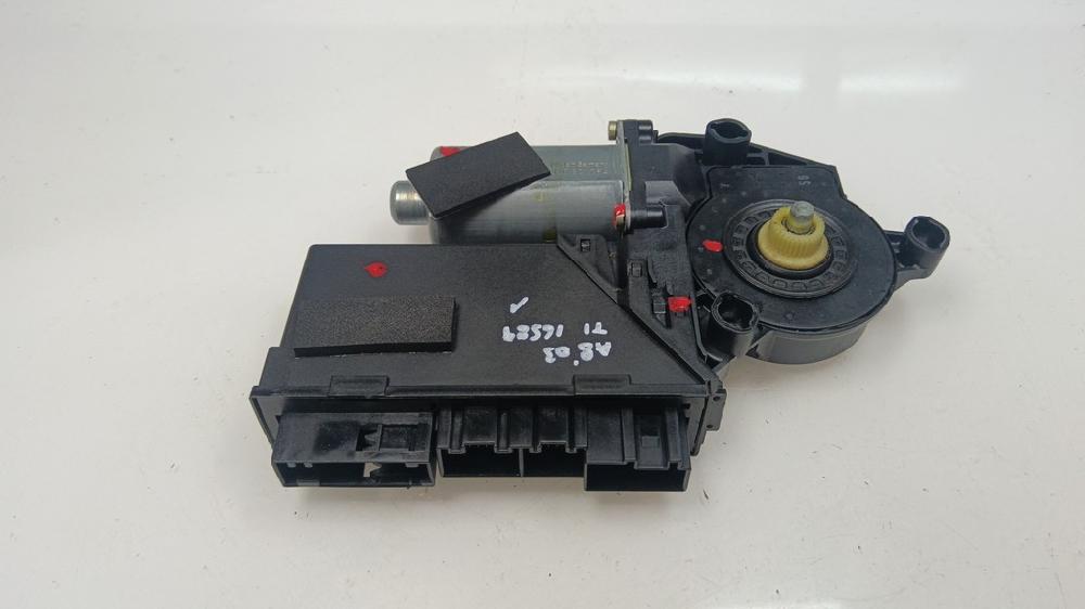 MOTOR ELEVALUNAS TRASERO IZQUIERDO AUDI A8 3.7 AT 4WD 280CV | 206KW