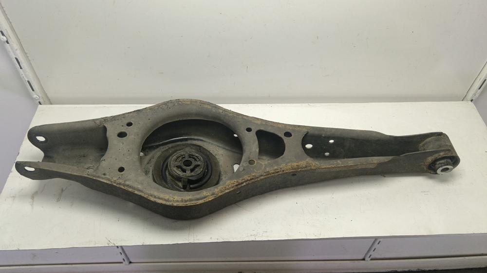 BRAZO SUSPENSION INFERIOR TRASERO IZQUIERDO VOLKSWAGEN JETTA 1.6 TDI MT 105CV