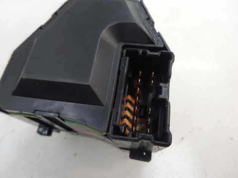 MANDO LIMPIA NISSAN ALMERA TINO 2005 2.2 MT 114CV | 84KW
