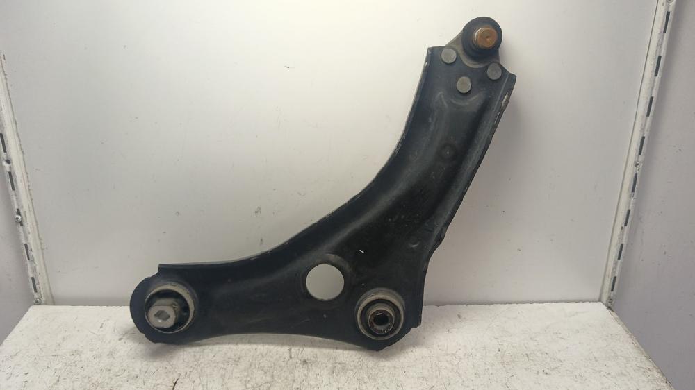 BRAZO SUSPENSION INFERIOR DELANTERO IZQUIERDO RENAULT MEGANE 1.3 MT 140CV | 103KW