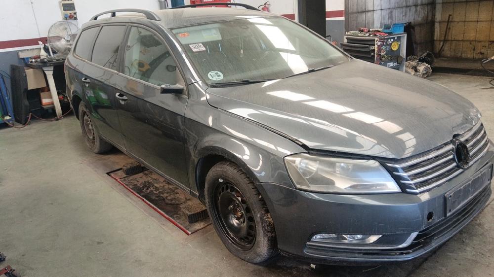 MANDO MULTIFUNCION VOLKSWAGEN PASSAT PASSAT 2.0 140CV TDI 103KW