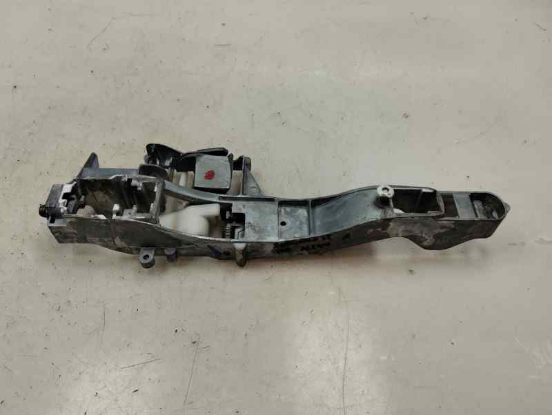 SOPORTE MANETA EXTERIOR DELANTERA DERECHA CITROEN BERLINGO 1.6 HDI MT 92CV