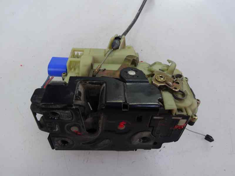 CERRADURA PUERTA DELANTERA DERECHA SEAT CORDOBA 1.9 D MT 64CV