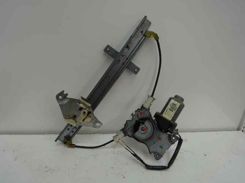 ELEVALUNAS TRASERO DERECHO NISSAN ALMERA TINO 2.2 MT 114CV | 84KW