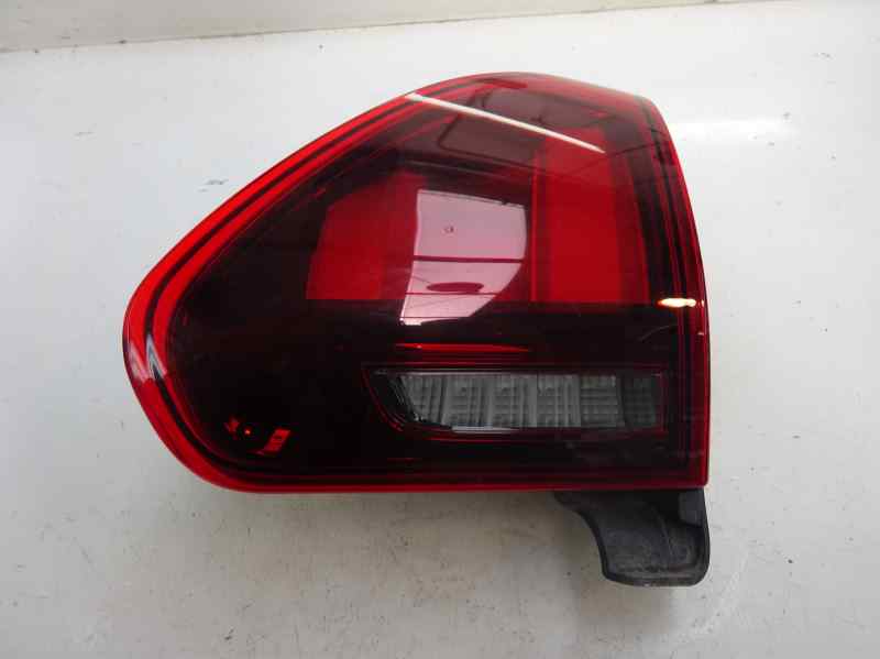 PILOTO TRASERO DERECHO INTERIOR PEUGEOT 2008 1.6 MT 120CV | 88KW